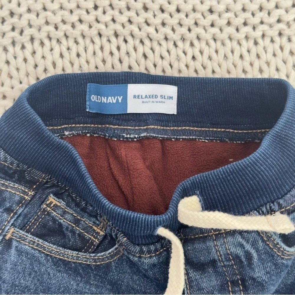 NWT Old Navy Relaxed Slim Built-In Warm Jeans for Toddler Boys 2T
